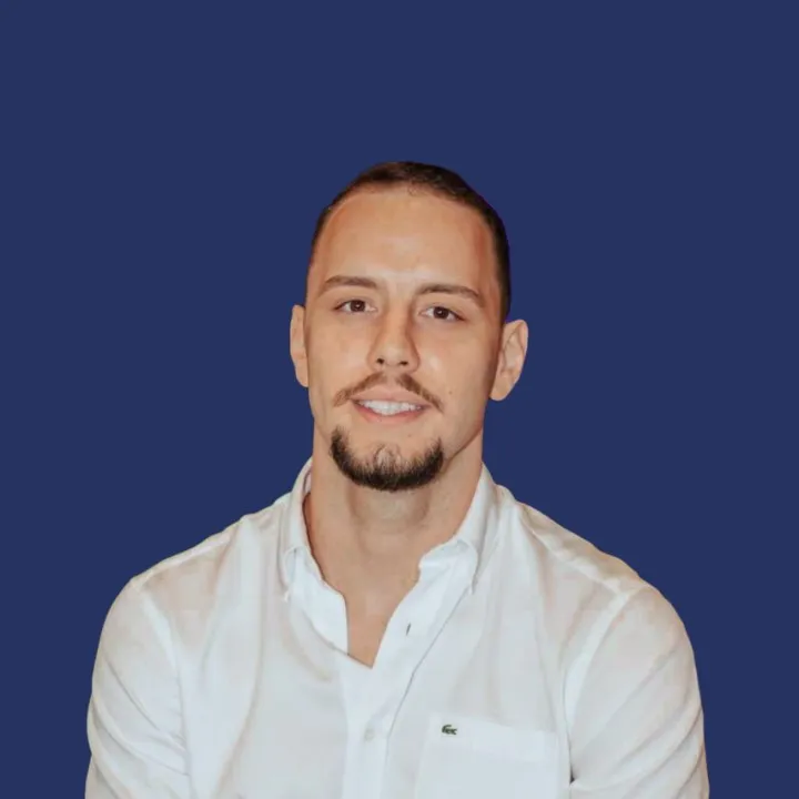 Médico formado na UASS-PJC